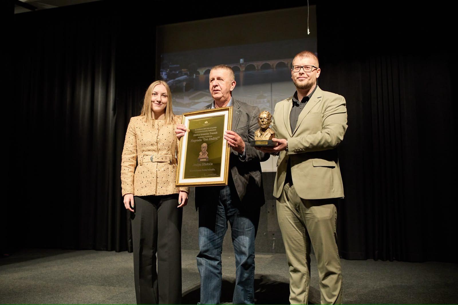 KNJIŽEVNIK JOSIP MLAKIĆ DOBITNIK NAGRADE „IVO ANDRIĆ”